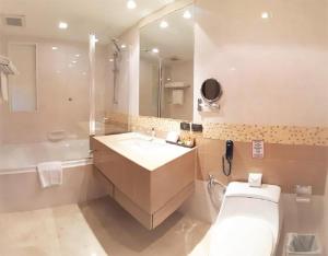 Phòng Executive giường đôi hoặc 2 giường (Executive Double or Twin)