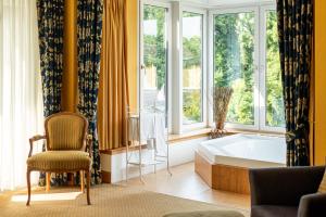 Studio with Spa Bath room in Waldhotel Tannenhäuschen