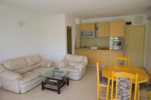 Апартамент Серена - Apartment Serena - Balchik villa zone