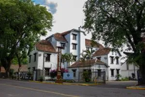 Hotel Villa Souza Ltda - 南卡舒埃拉