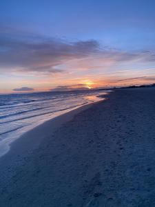 CNN Ulysse 1 - Appartement vue mer avec garage