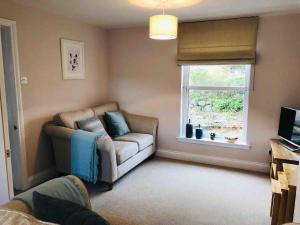 Two bedroom house in central Portree