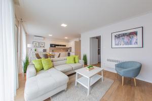 University city life Bestern