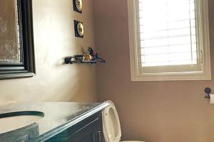 Aurora Executive Upscale Residence Three Bedrooms Three and Half Bathrooms