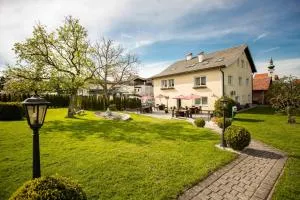 Pension Knoll - Aurach am Hongar