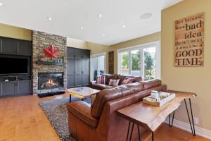 Luxurious Sierra Lane Escape