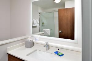 Standard King Room room in Holiday Inn Express Orlando - South Park an IHG Hotel
