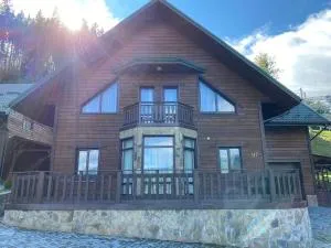 Шале в Буковелі - 帕利亚尼西亚