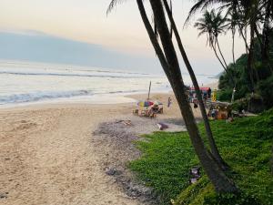 Moon Bridge Beach Resort