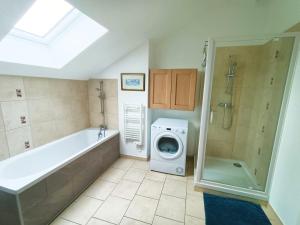 Appartements Magnifique duplex 3 chambres proche centre-ville et gare Chemin du Barrage : photos des chambres