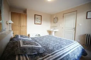 Chez Jean Pierre - Couple room in a 17th century house - n 1 - La Madeleine