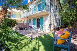 Villas VILLA JUSTINE VI4239 By Riviera Holiday Homes : photos des chambres