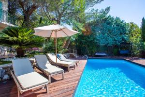 Villas VILLA JUSTINE VI4239 By Riviera Holiday Homes : photos des chambres