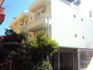 Teos Hotel
