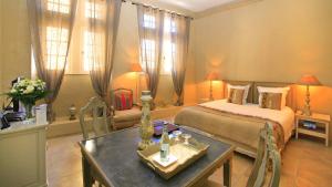 Hotels Le Couvent D'Herepian : photos des chambres