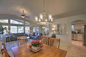 Snowbird and Golfer Oasis! Lake-View Peoria Retreat