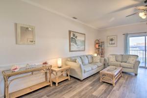 1 Mi to Beach Bayside Townhome in Ocean City!