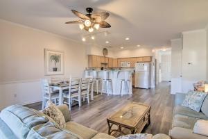 1 Mi to Beach Bayside Townhome in Ocean City!