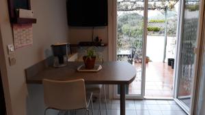 Maisons de vacances L'Olivette : photos des chambres