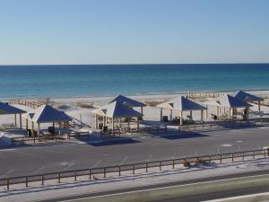 Beautiful Beach Condo