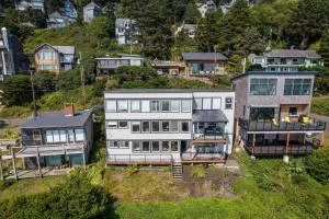 Vista House Unit C - Tillamook