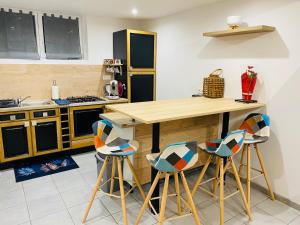 Maisons de vacances Studio 40m2 plein pied avec parking : photos des chambres