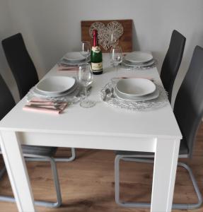 Ferienhof Broger FeWo Obstbäumle mit Pool