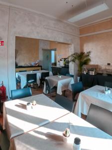 Quadruple Room with Private Bathroom room in Domus Victoria