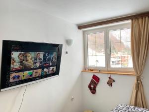 Ski-in & Ski-out, Apartman Filip - 30m from GONDOLA Brzeće