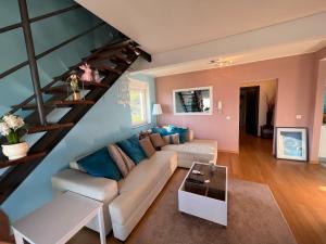 Panoramic apartment sea view and pool Opatija 