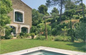 Maisons de vacances Stunning home in Azillanet with 5 Bedrooms, WiFi and Outdoor swimming pool : photos des chambres