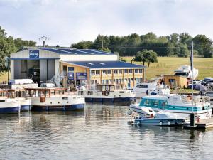 Bateaux-hotels Hausboote in Niderviller : photos des chambres