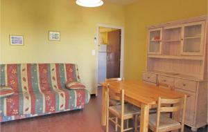 Appartements Beautiful apartment in Algajola with 1 Bedrooms : photos des chambres