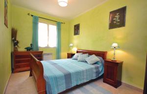 Beautiful Home In Lauris With Wifi