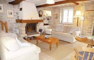 Maisons de vacances Beautiful home in Blosville with 3 Bedrooms and WiFi : photos des chambres