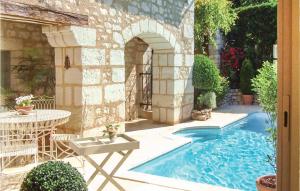 Maisons de vacances Beautiful home in Lye with 2 Bedrooms, WiFi and Outdoor swimming pool : photos des chambres