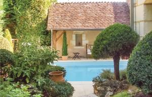 Cozy Home In Lye With Wifi