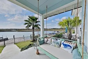 Cottage By The Sea - Seadrift