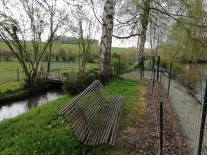 Maisons de vacances Au fil de l'eau a la campagne : photos des chambres