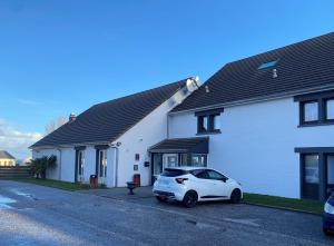 Hotels SHELDER Hotel - CHERBOURG EN COTENTIN - Equeurdreville : photos des chambres