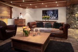 Luxury Suite (6 Adults) room in Hostellerie du Pas de l'Ours Relais et Chateaux