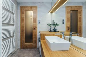 Luxury Apartments Adelka