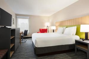 King Room room in Country Inn & Suites by Radisson Dunn NC
