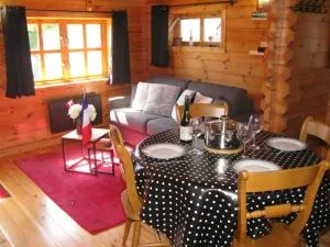 bord de mer, chalet en bois avec tandem (bord de mer, chalet en bois)