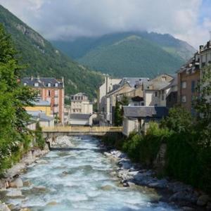 Appartements APPARTEMENT CAUTERETS POUR 4 PERSONNES AVEC PARKING : photos des chambres