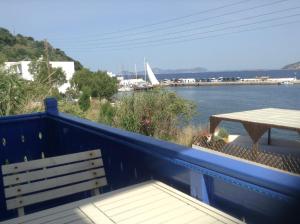 Haritos Hotel - Geothermal Hot Swimming Pool Nisyros Greece