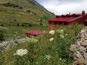 Yedigoller Hotel & Restaurant