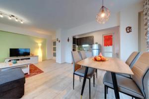 Flora - Beautiful *NEW* Apartment to the Beach