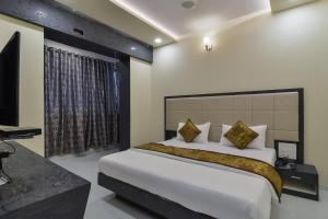 Hotel Aroma- Dadar