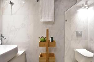 Queen 2,heart of Corfu Historical Old Town Center!